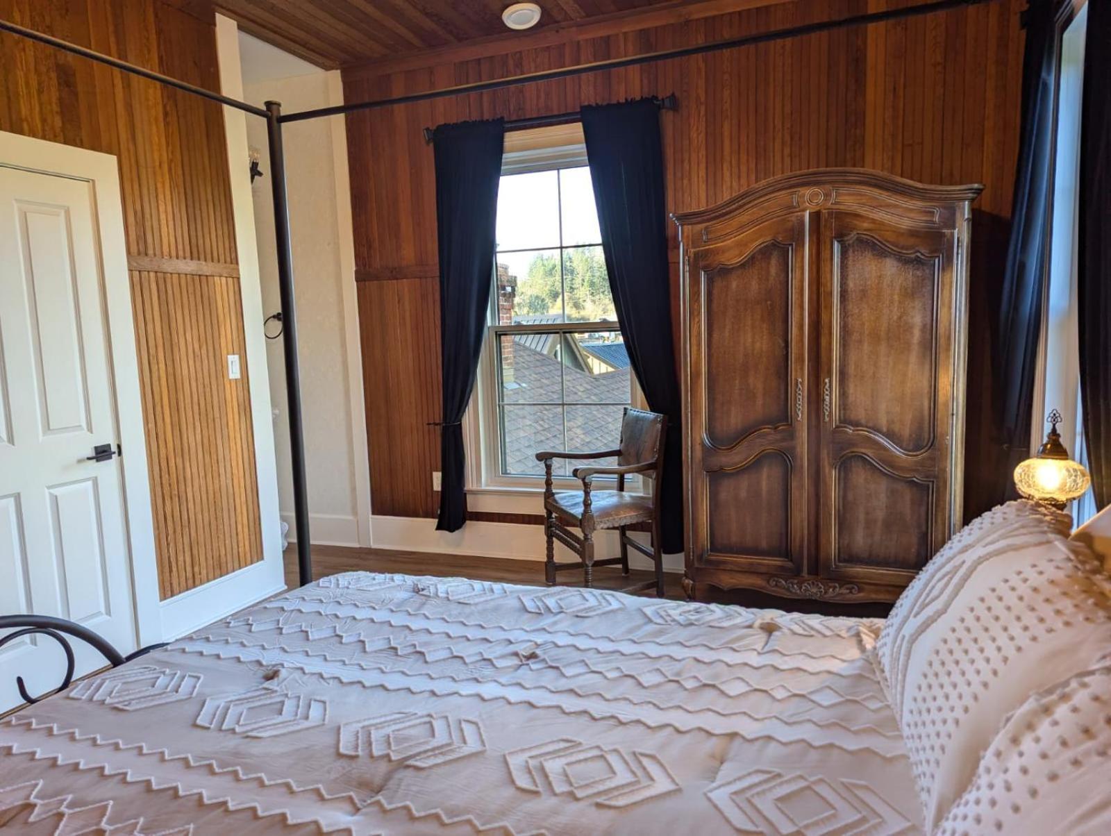 Woodside Farm Country Inn Sooke Dış mekan fotoğraf
