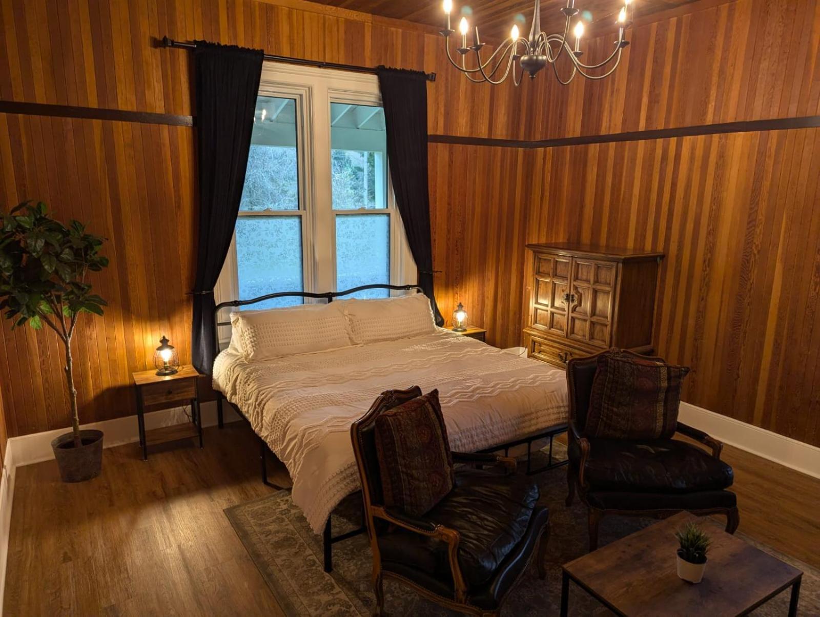 Woodside Farm Country Inn Sooke Dış mekan fotoğraf