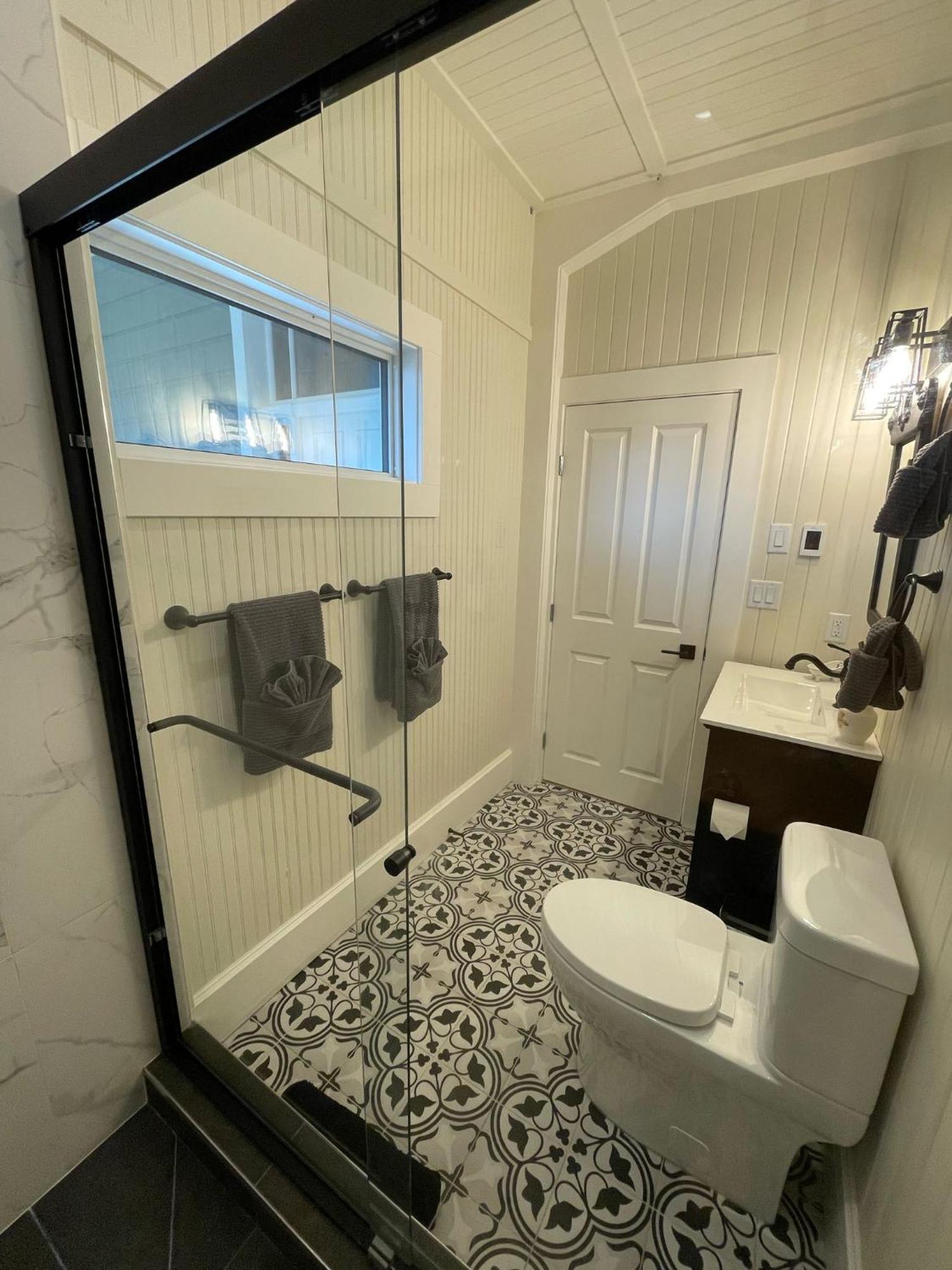 Woodside Farm Country Inn Sooke Dış mekan fotoğraf